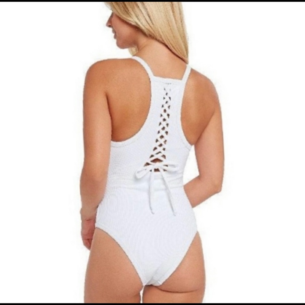 ❗️LAST 1 (S)❗️ Chloe Rose Carnation Cut Out 1Piece White Swimsuit - Picture 2 of 12